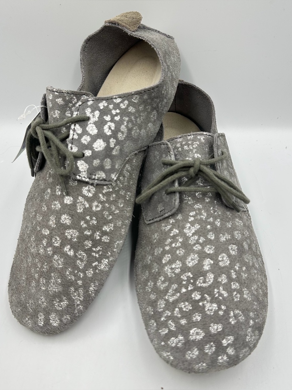 Sanuk Gray Silver Leopard Leather Bianca Lux Flat Women 6.5 Ltwt Yoga Cushioned
